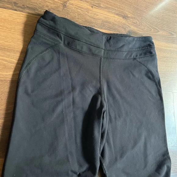 FREE Tuff Athletic Black Capris - Picture 3 of 7